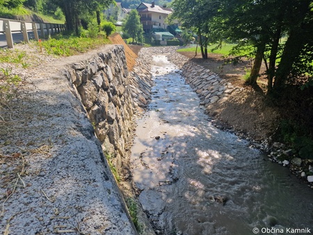 Sanacijska obnova vodotokov in hudournikov po poplavah (17)